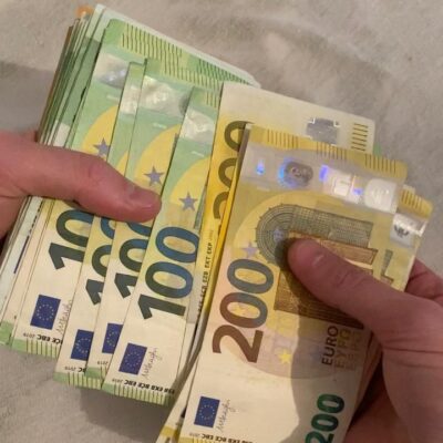 where to buy euro currency