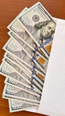 best place to buy us dollars in uk